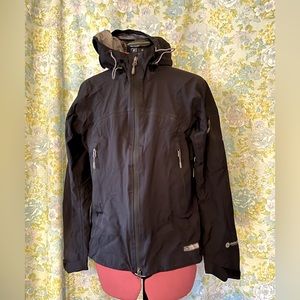 Like-new REI rain jacket size medium